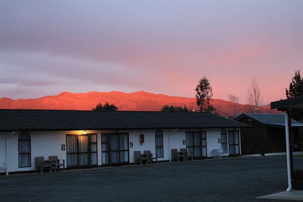 Buller Bridge Motel Westport Exterior photo